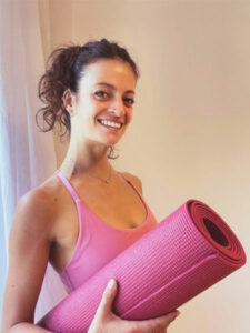 Martina Rudari - Professionelle Tänzerin, Pilates-, Barre- und Tanzlehrerin. Abgeschlossenes Studium in Computer Engineer. Lebensraum Gesundheit